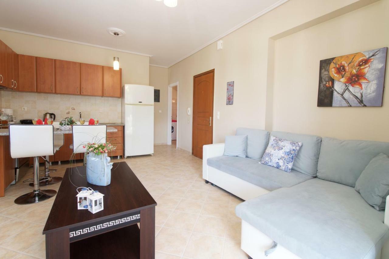 Helenas Apartment Razata Bagian luar foto
